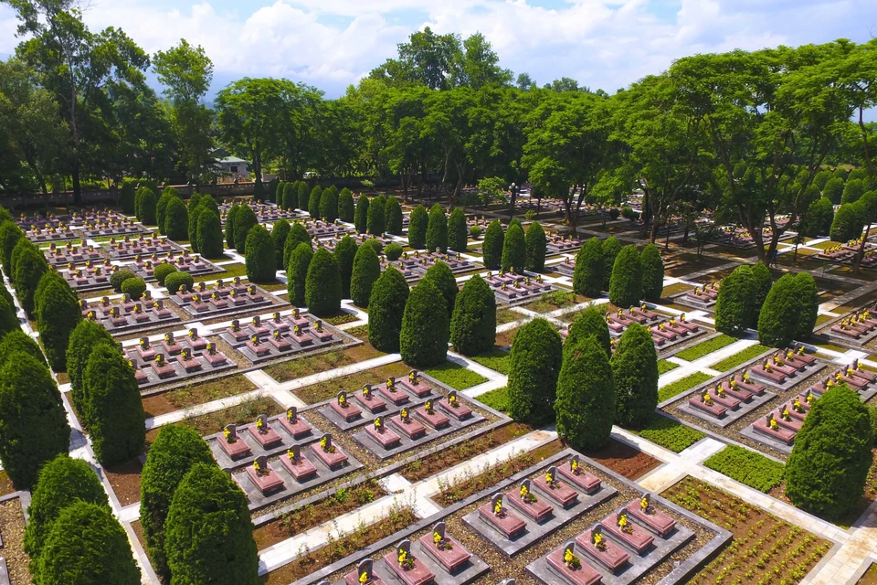 LỄ VIẾNG NGHĨA TRANG LIỆT SỸ CỦA THẦY- TRÒ TRƯỜNG THCS THANH BÌNH NHÂN DỊP TẾT ẤT TỴ 2025